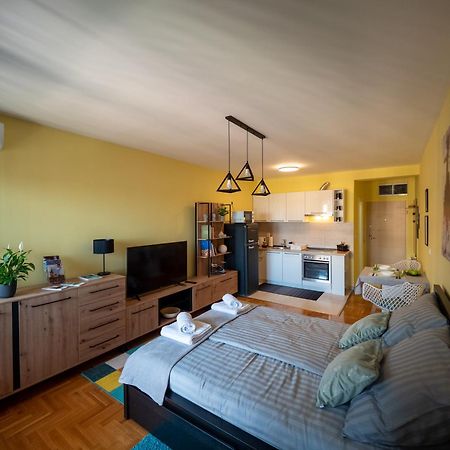Green Apple Apartment Σουμπότικα Εξωτερικό φωτογραφία